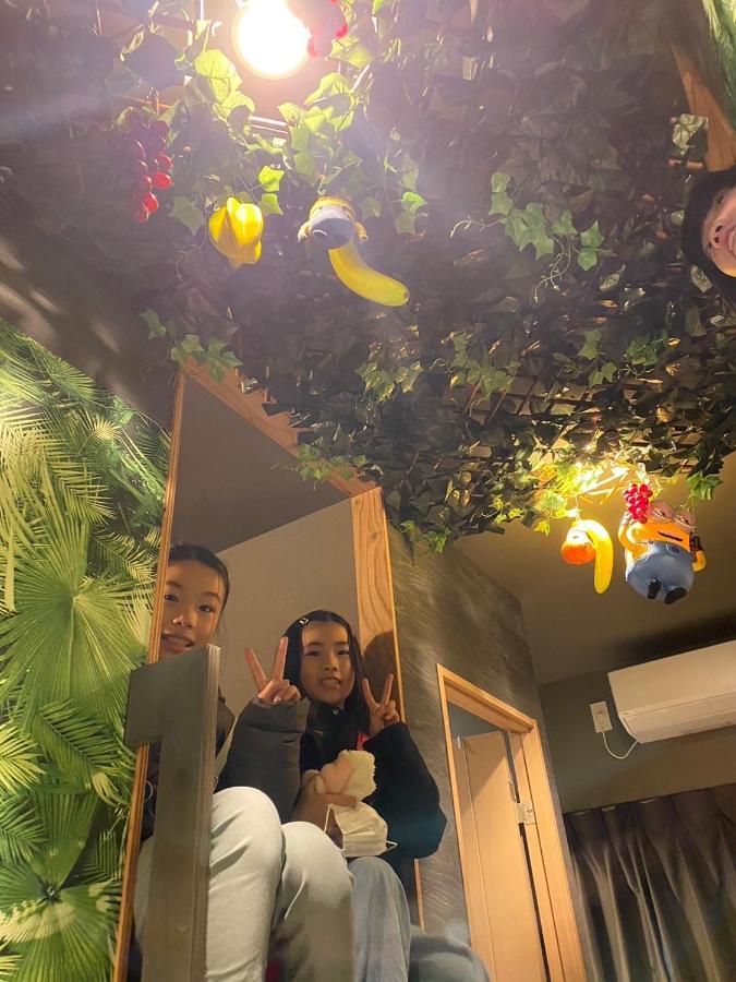 Hotel Jungle Fun Fun Осака Екстериор снимка